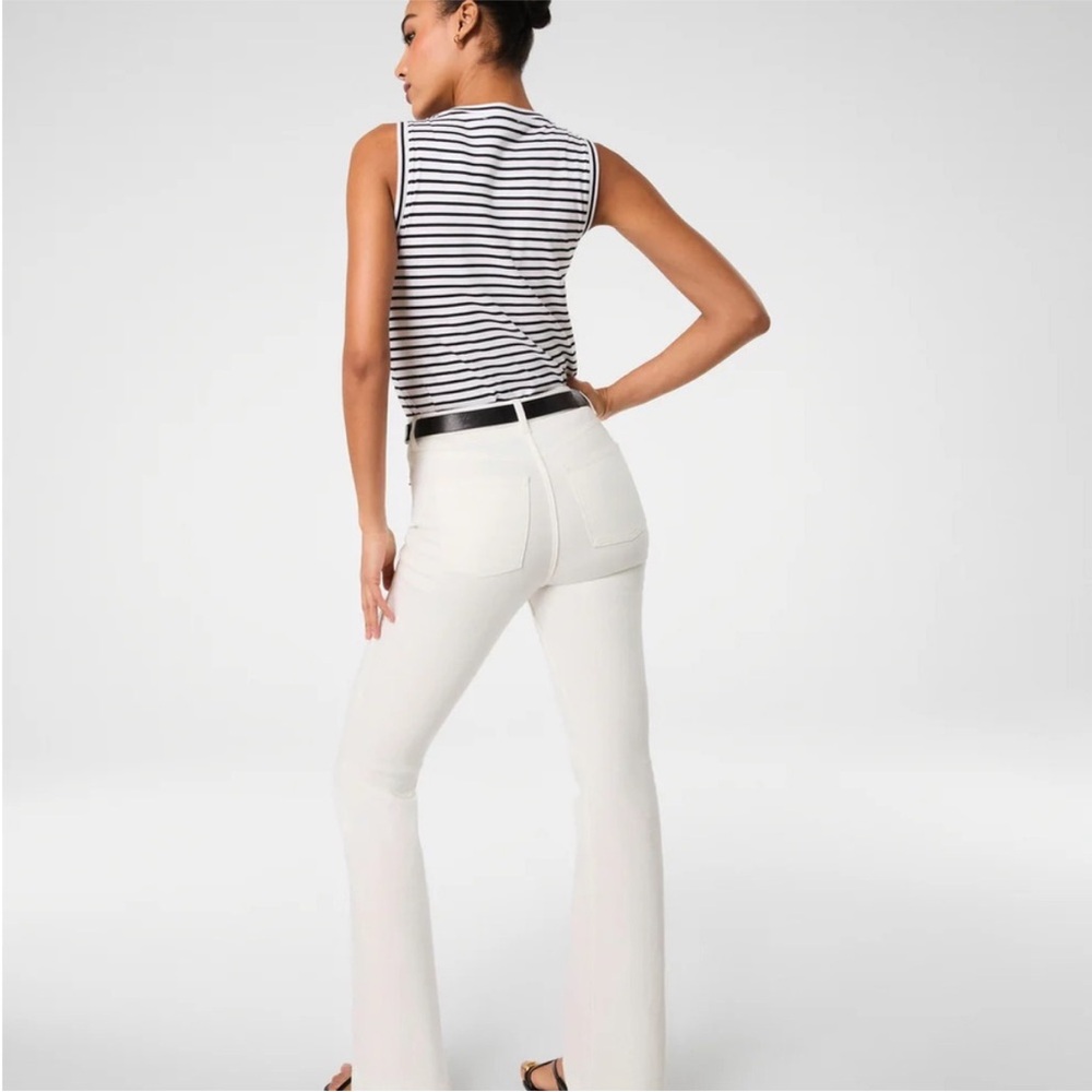SPANX SPANXsculpt™ ReDefine
Flare Jeans Linen white size 6 - Picture 3 of 7